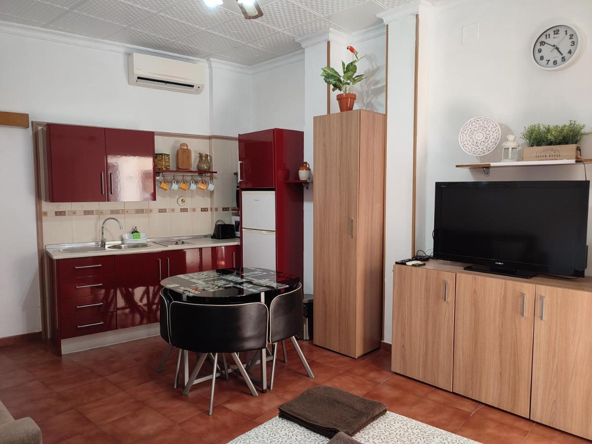 Sunny Holiday Studio Малага Екстериор снимка